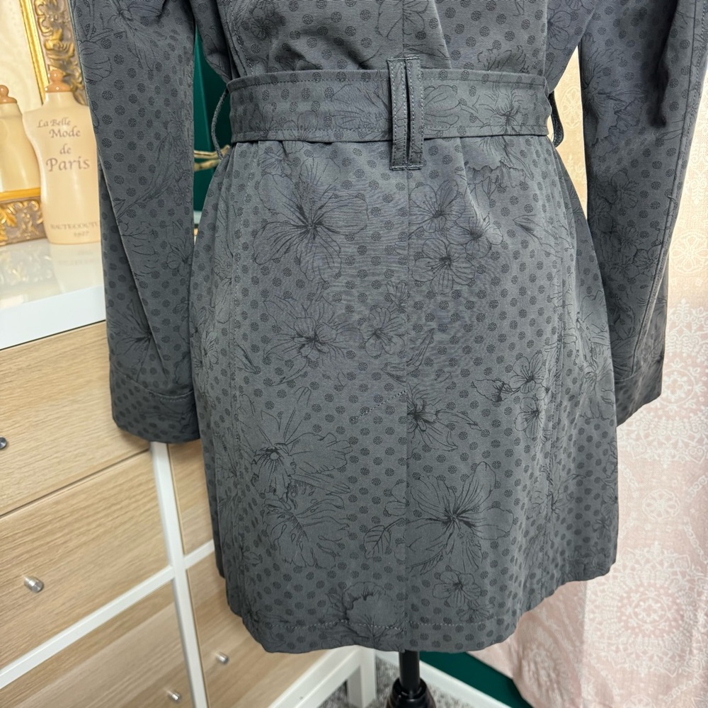Relativity Polka Dot Hibiscus Floral Black Print Gray Trench Coat Size Small - Picture 7 of 15